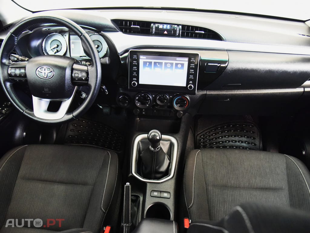 Toyota Hilux 2.4 D-4D 4WD Tracker 3L