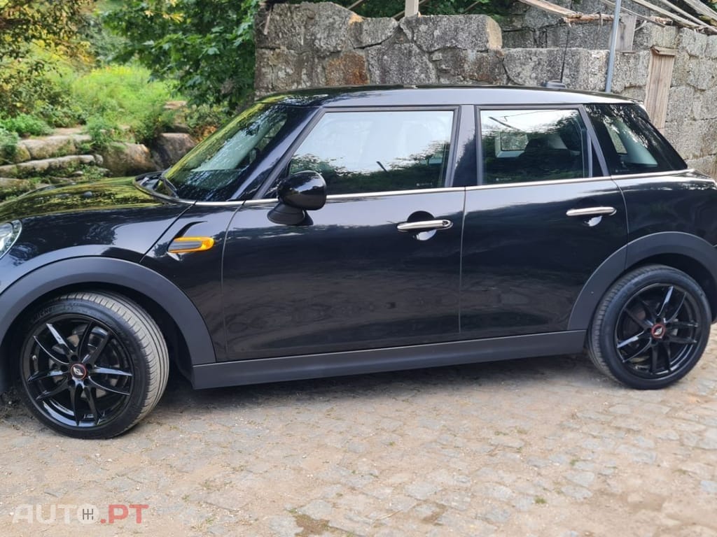 MINI Cooper One D