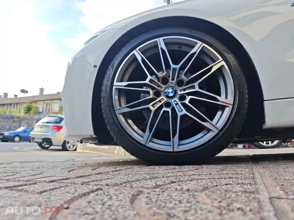 BMW 320 d Touring Auto Pack M