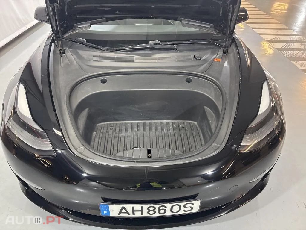 Tesla Model 3 Long-Range Dual Motor AWD