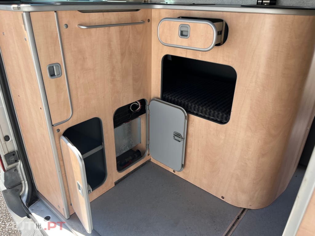 Ford Transit Outro