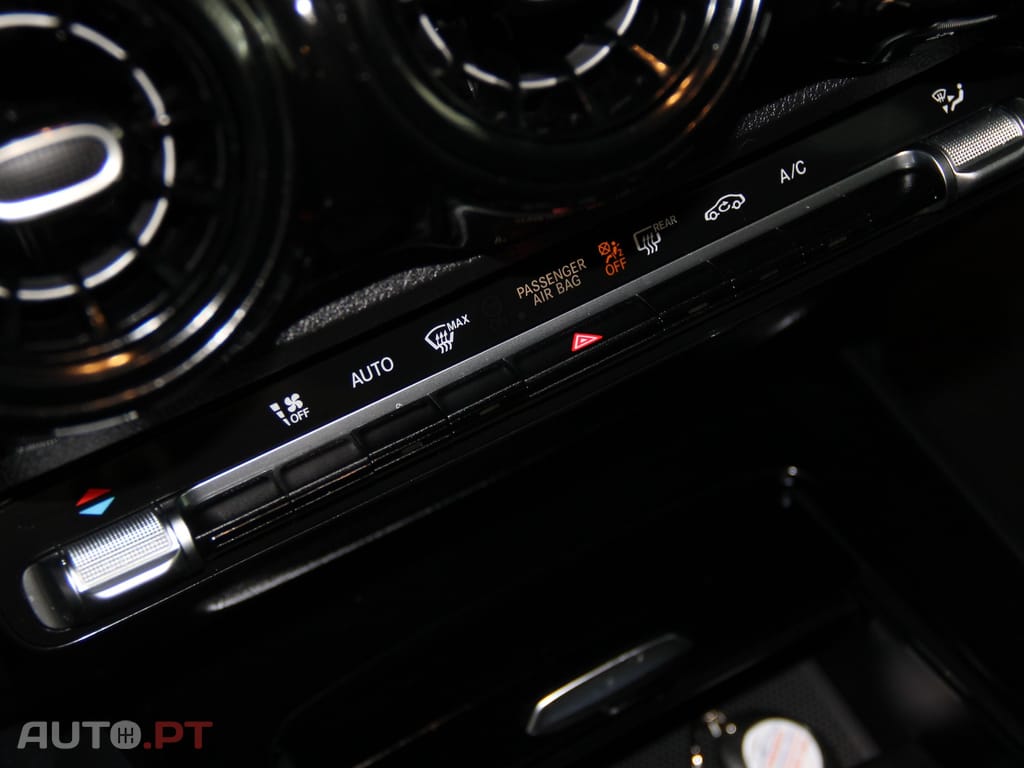 Mercedes-Benz GLB 180 d