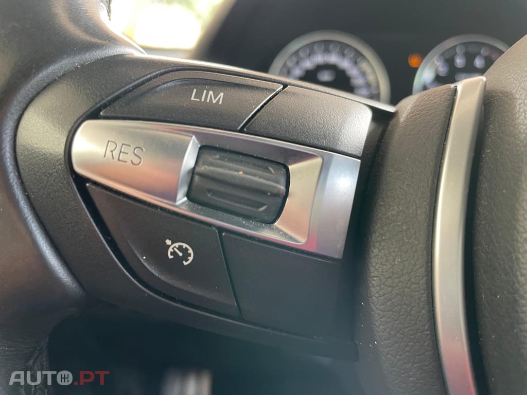 BMW 118 i Pack M Auto