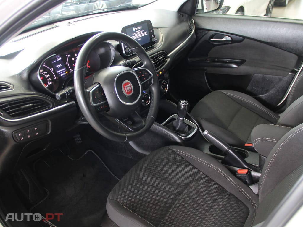 Fiat Tipo 1.3 M-Jet Easy J17