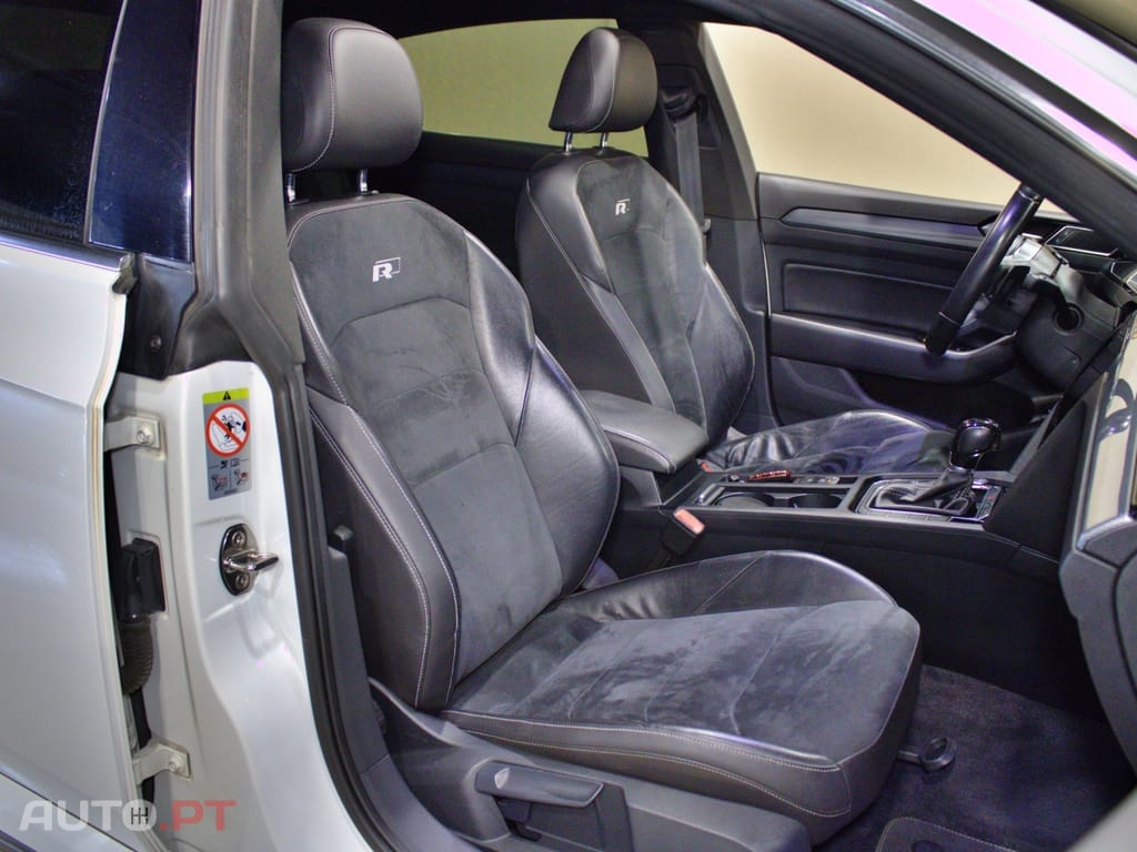 Volkswagen Arteon 2.0 TDI R-Line DSG 4Motion