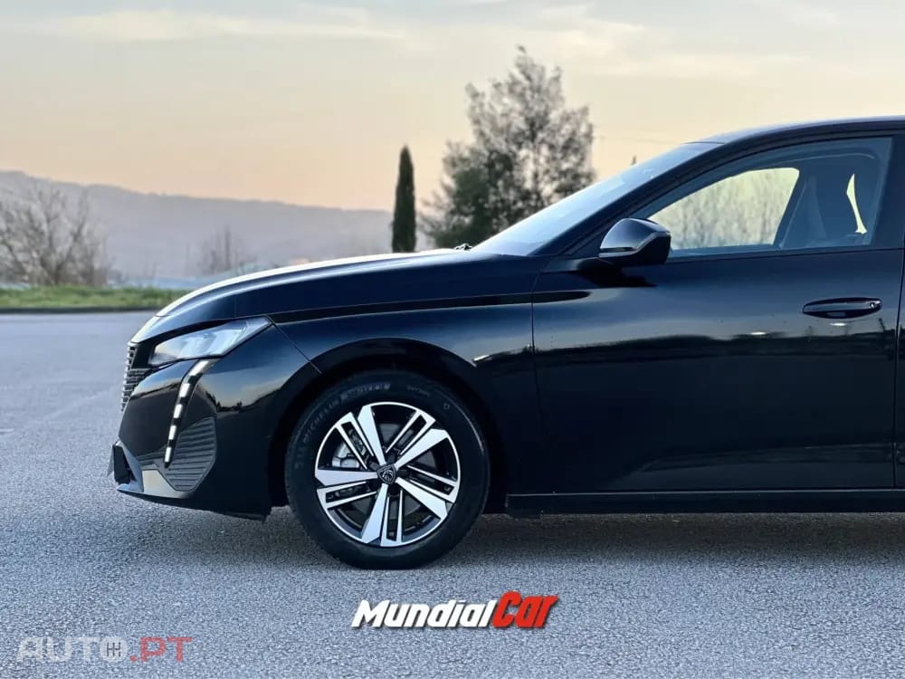 Peugeot 308 1.2 PureTech Allure EAT8