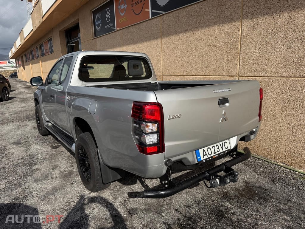 Mitsubishi L200 2.3 DI-D Space Cab Campera 4WD