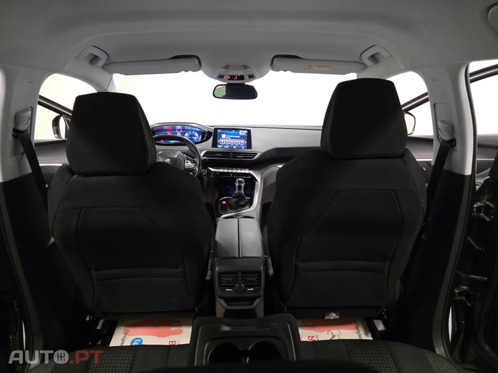 Peugeot 3008 1.5 BlueHDi Active