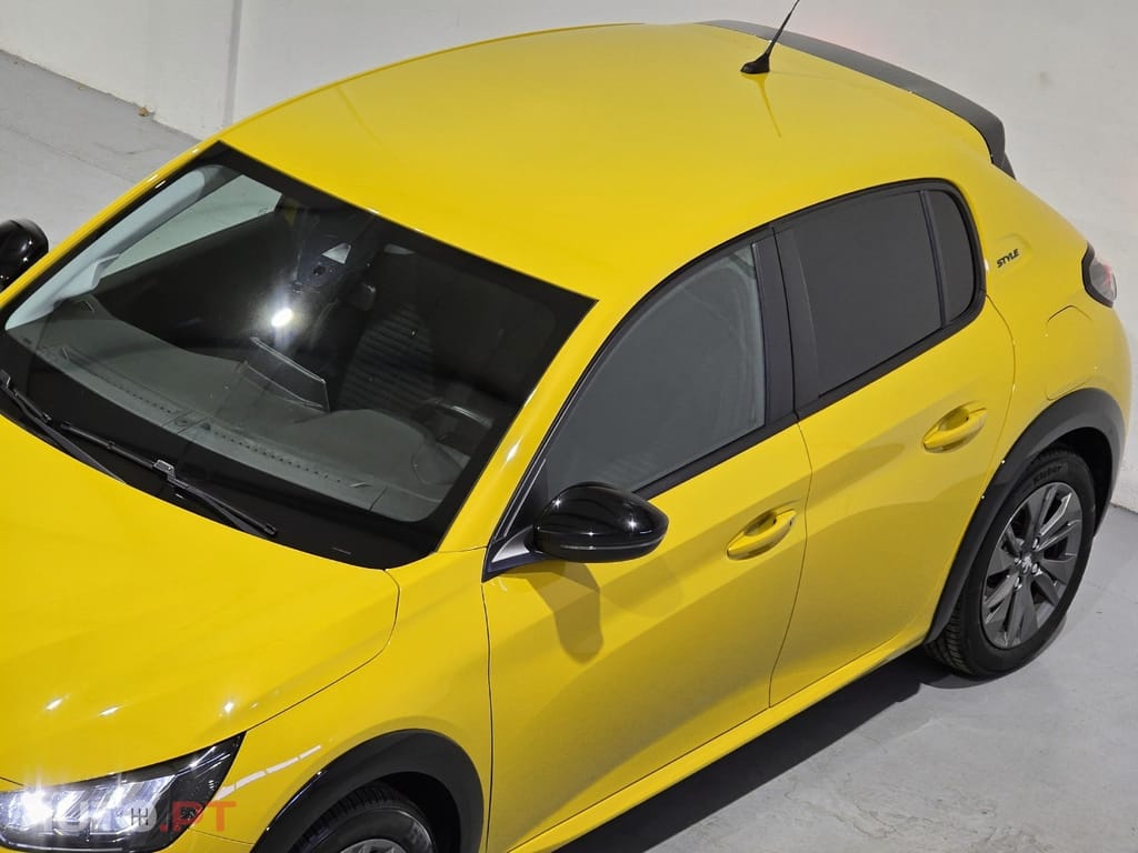 Peugeot E-208 50 kWh Style