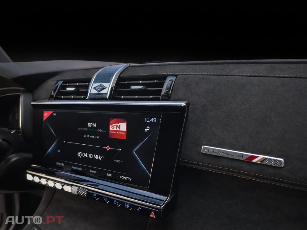 DS DS7 Crossback E-Tense Performance Line EAT8