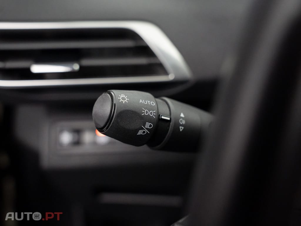 Peugeot 3008 1.5 BlueHDi Active Pack