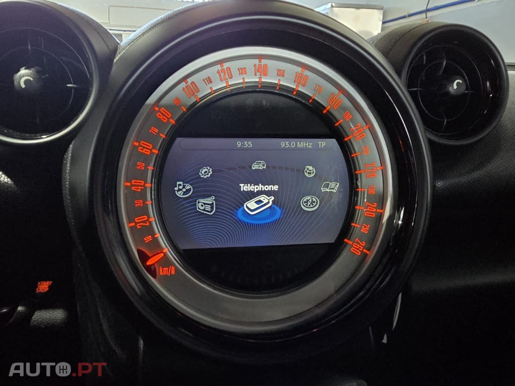 MINI Countryman One D