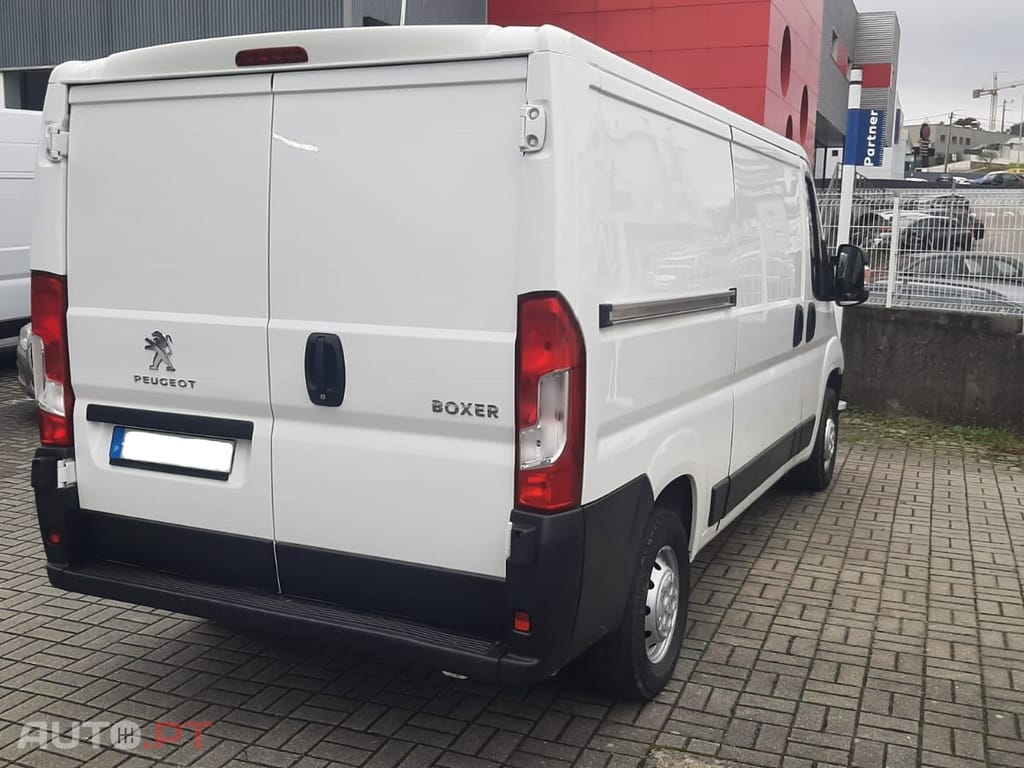 Peugeot Boxer 2.2 BlueHDi 333 L2