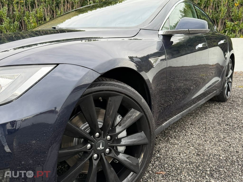 Tesla Model S 60