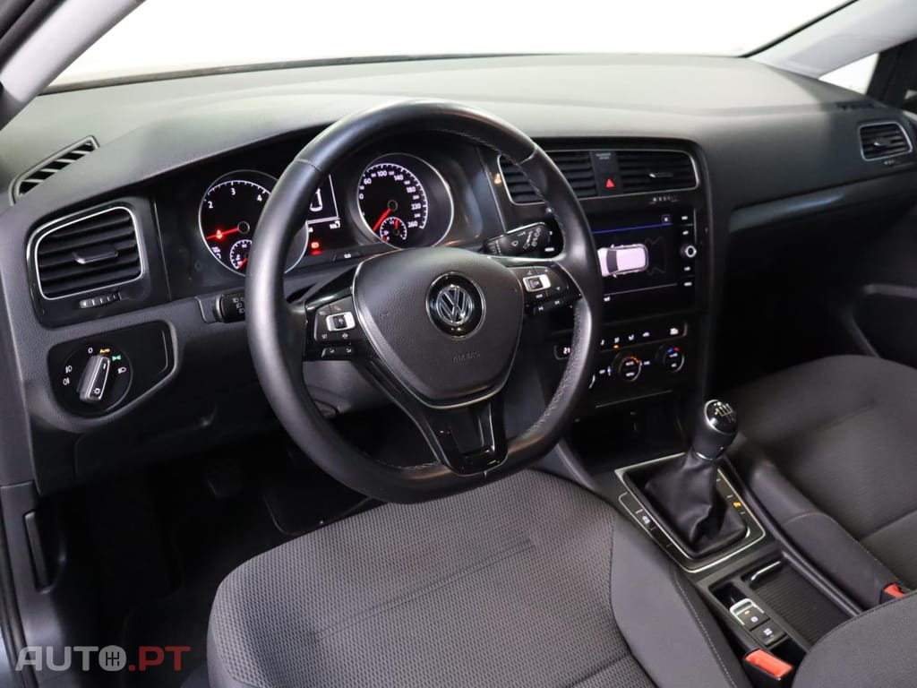 Volkswagen Golf 1.6 TDI Confortline