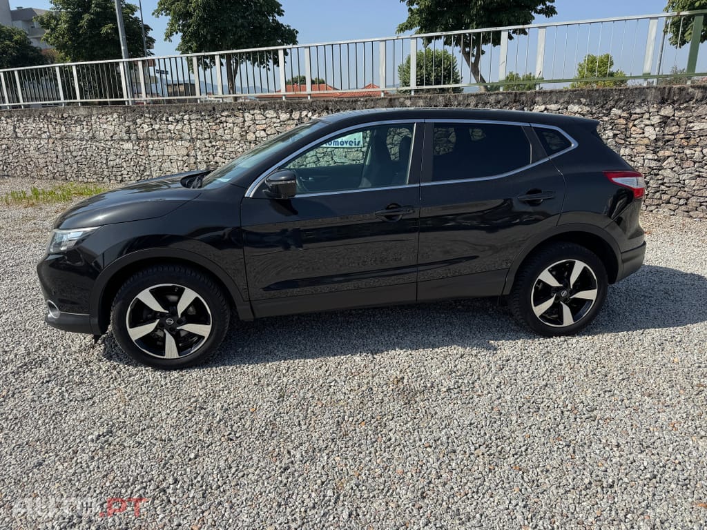 Nissan Qashqai 1.2 DIG-T N-Connecta 18