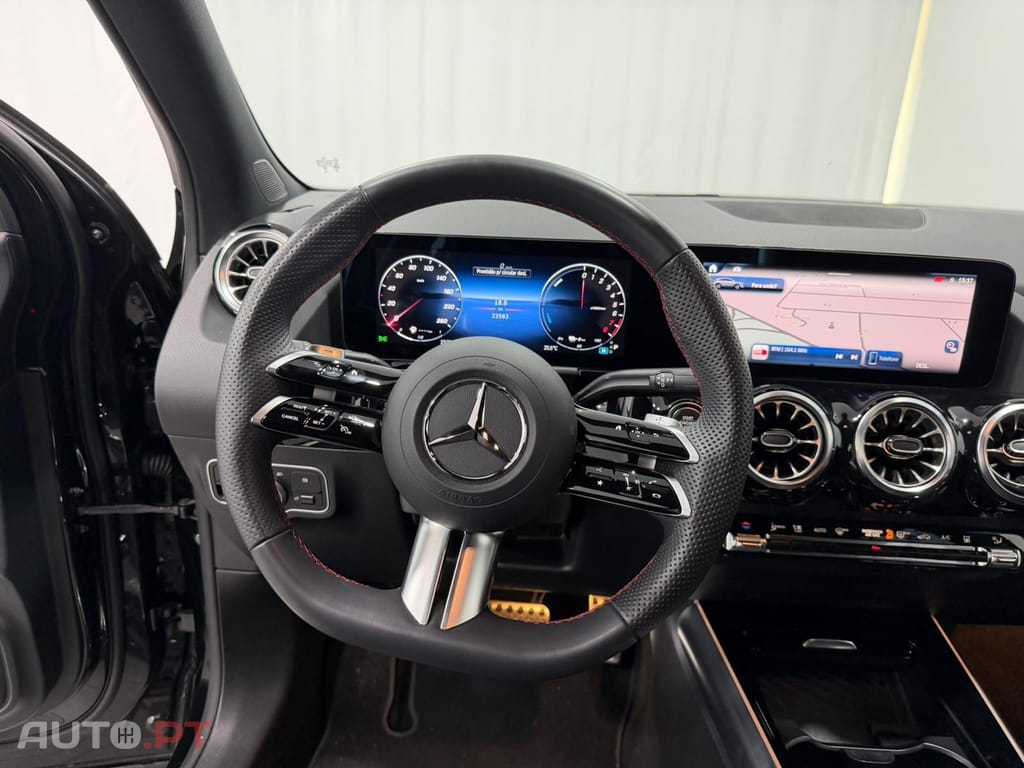 Mercedes-Benz GLA 250 e AMG Line