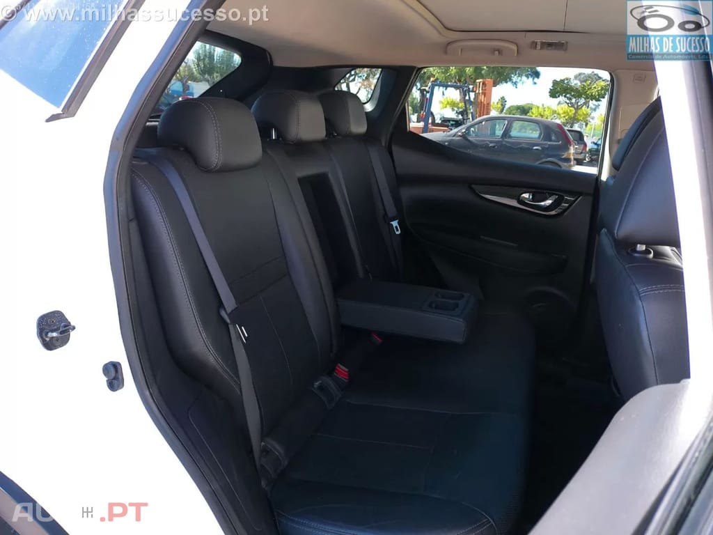 Nissan Qashqai 1.5 dCi Tekna Premium Pele