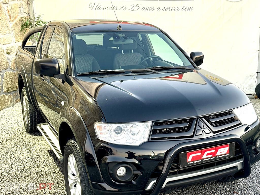 Mitsubishi L200 2.5 DI-D CS Baja HP 4WD