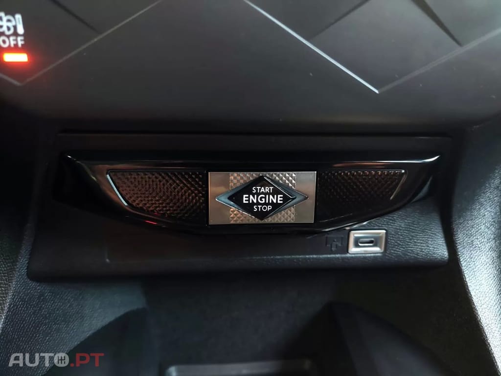 DS DS3 Crossback 1.2 Puretech 100cv Perfomance Line CMV6