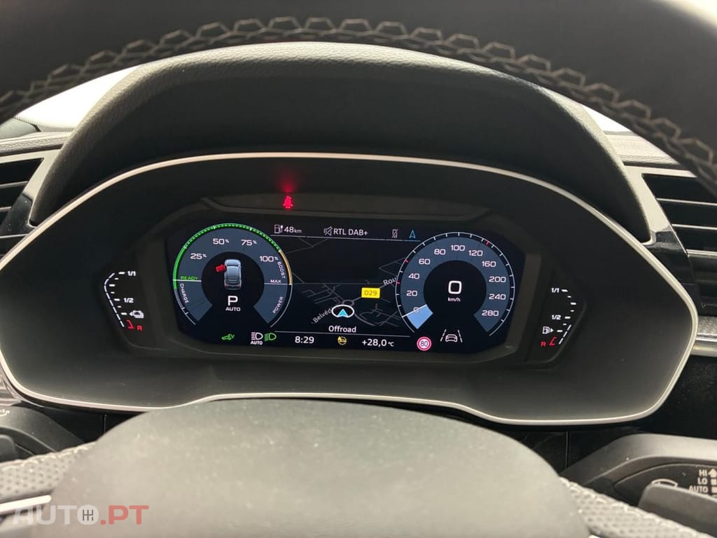 Audi Q3 45 TFSIe S line S tronic