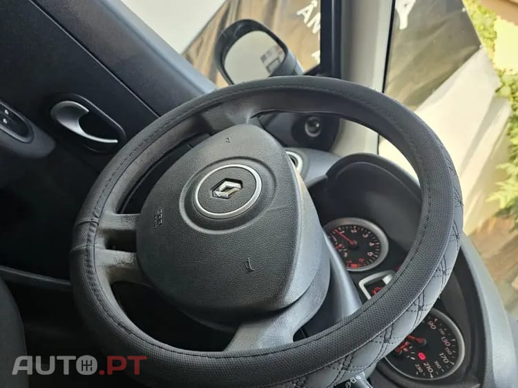 Renault Clio 1.2 TCE GT J15