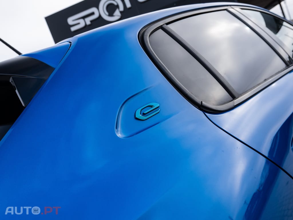 Peugeot E-208 50 kWh GT