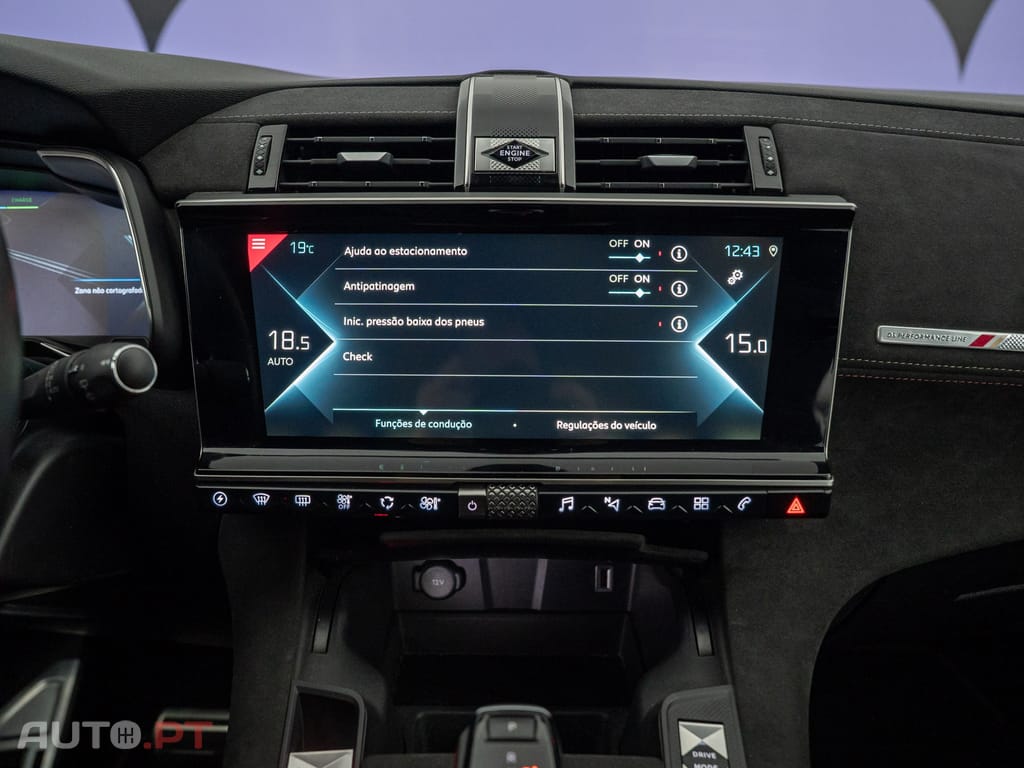 DS DS7 E-Tense Performance Line EAT8
