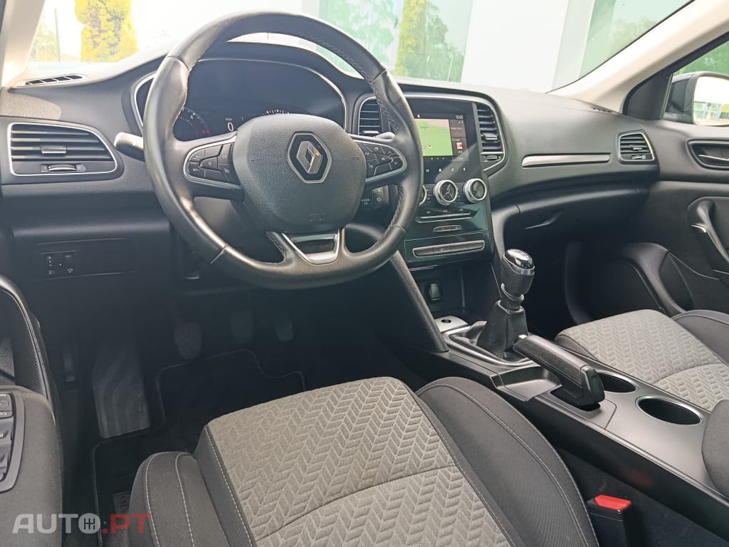Renault Mégane 1.5 Blue dCi Limited C/PM+Pneu