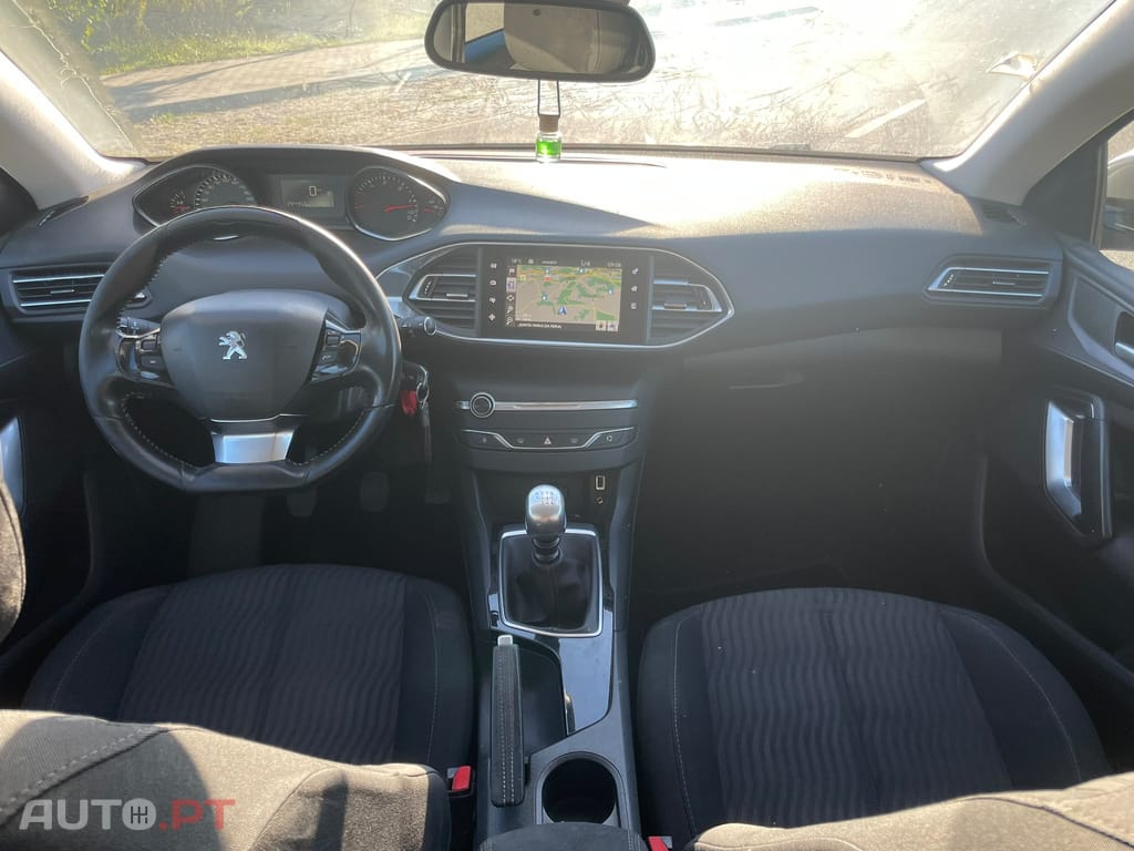 Peugeot 308 SW 1.6 BlueHDi