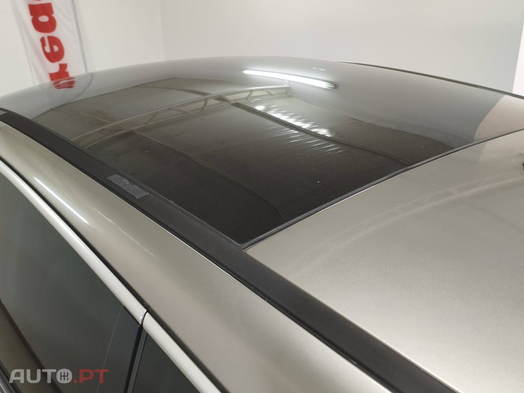 Peugeot 3008 2.0 HDi Hybrid4
