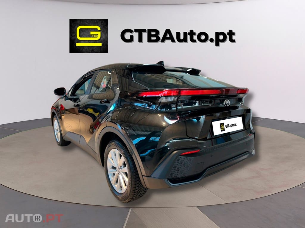 Toyota C-HR Hybrid Business I.V.A DEDUTIVEL 