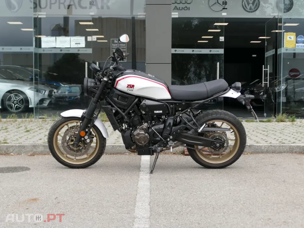 Yamaha XSR 700 Tribute