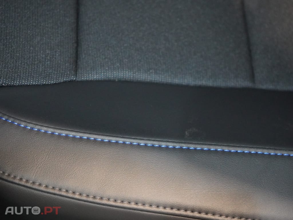 MG MG4 64 kWh Luxury