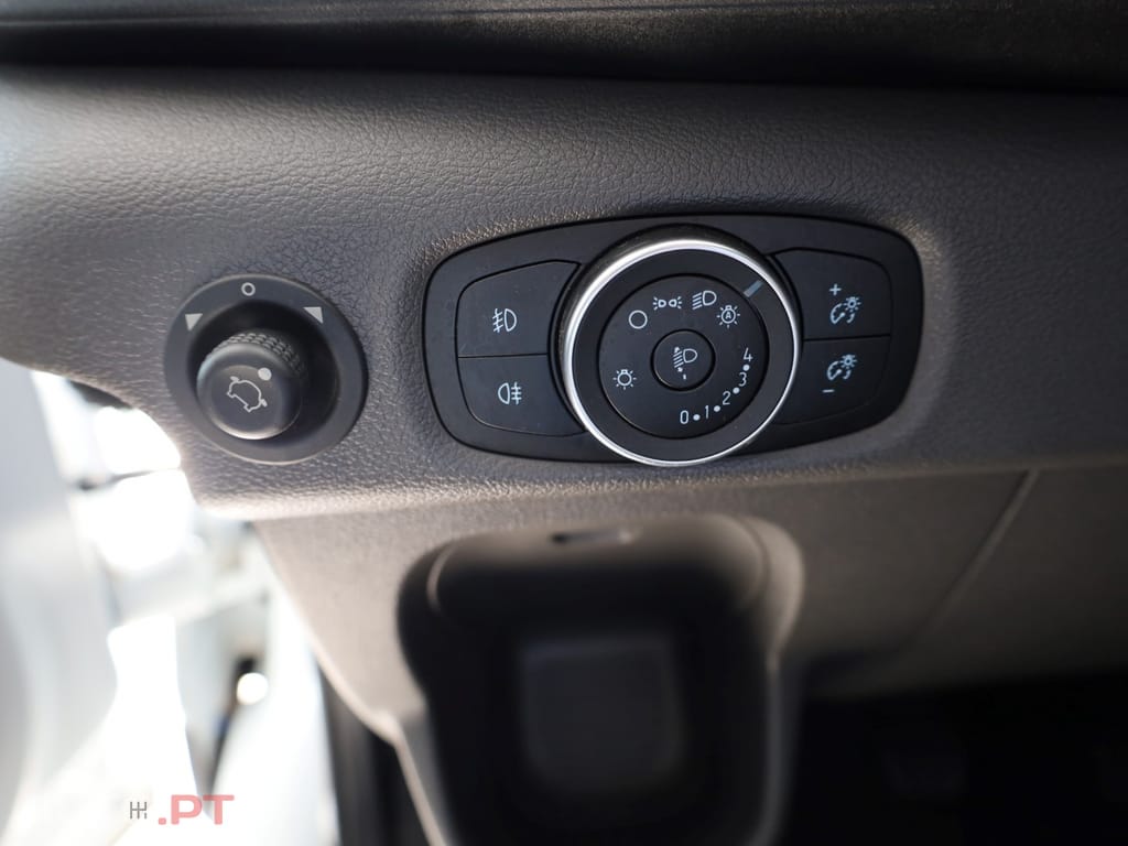 Ford Transit 330 L3H2 2.0 TDCi Trend
