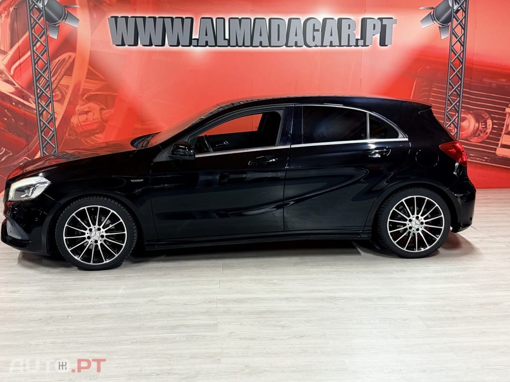 Mercedes-Benz A 180 AMG Line