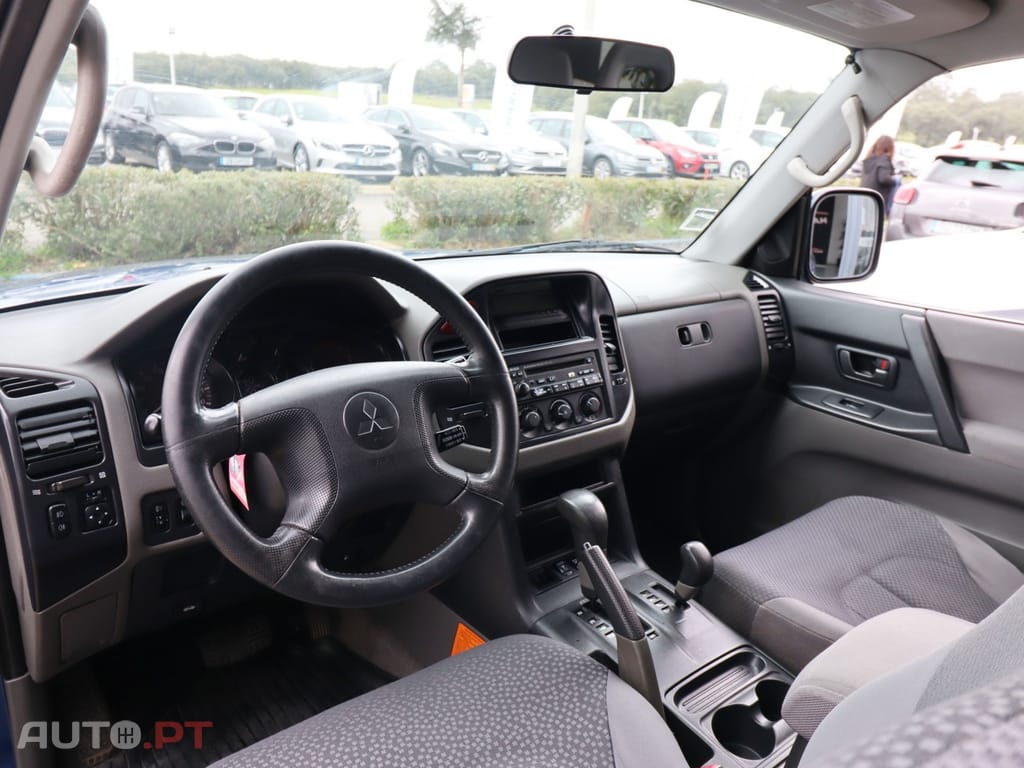 Mitsubishi Pajero 3.2 DI-D GLS ABS+CA