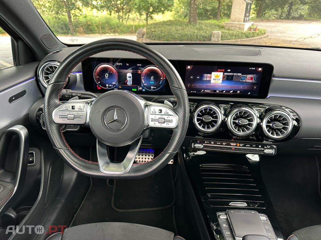 Mercedes-Benz A 250 e AMG Line