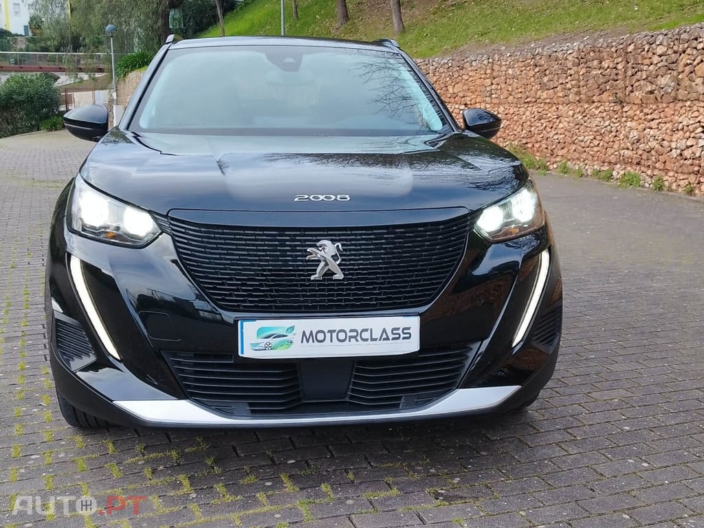 Peugeot E-2008 50 kWh Allure