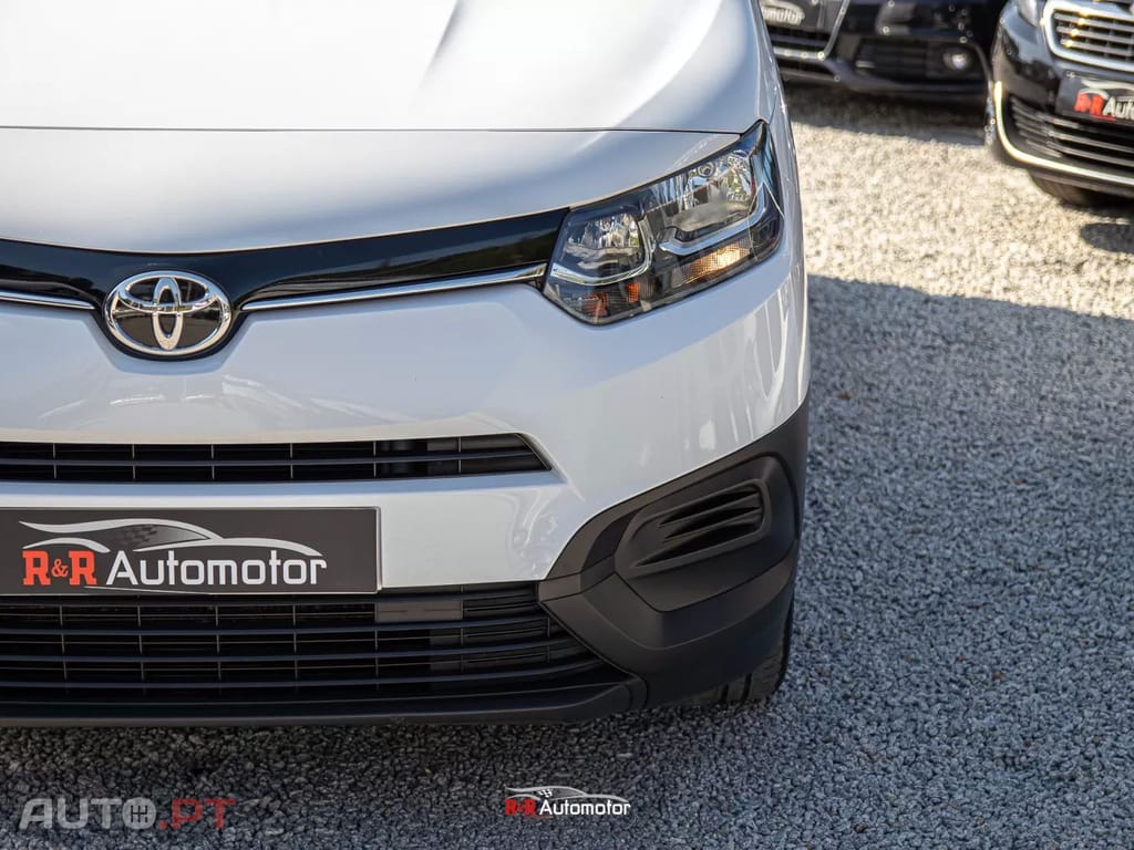 Toyota Proace Proace City 1.5D L1 Comfort - IVA DEDUTÍVEL