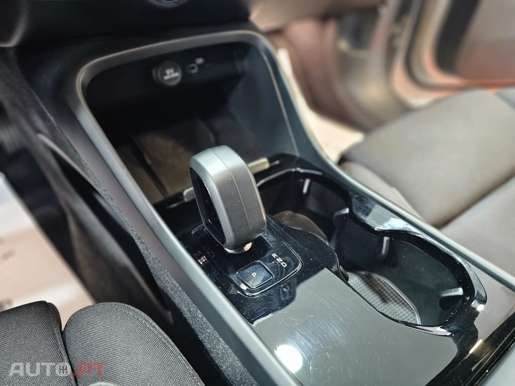 Volvo XC40 Recharge 69 kWh Single Motor Plus