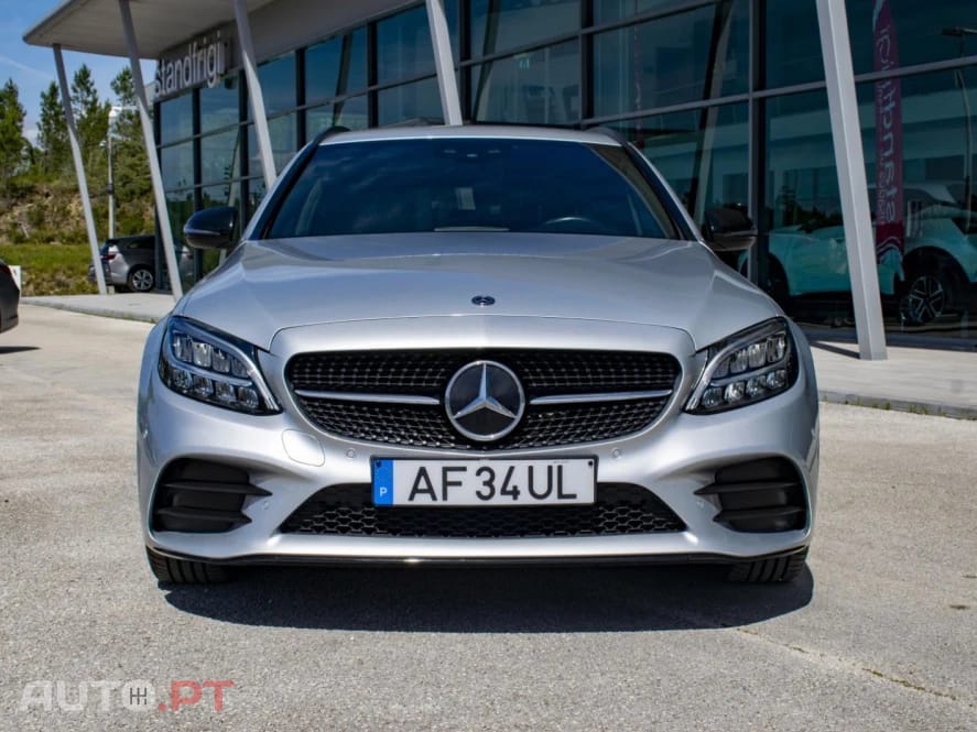 Mercedes-Benz C 300 de AMG Line Night Edition Station
