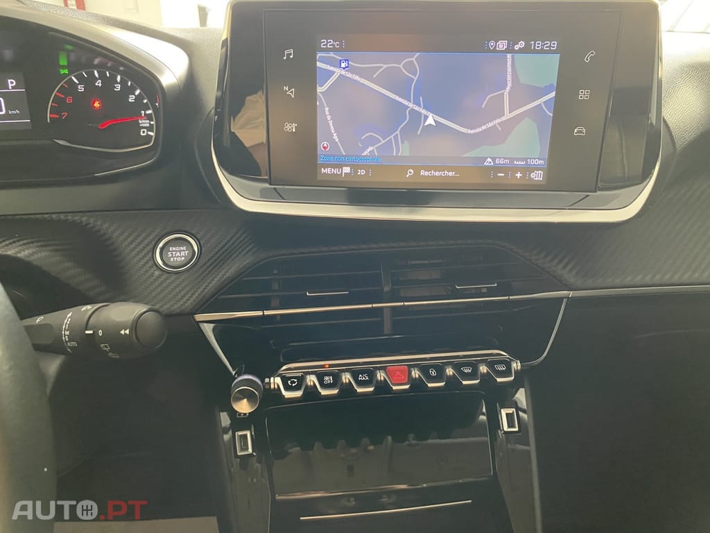 Peugeot 2008 1.5 BlueHDi Allure Pack EAT8