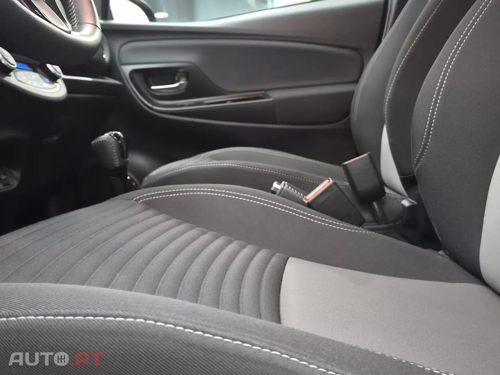 Toyota Yaris 1.5 HSD Comfort+P.Style