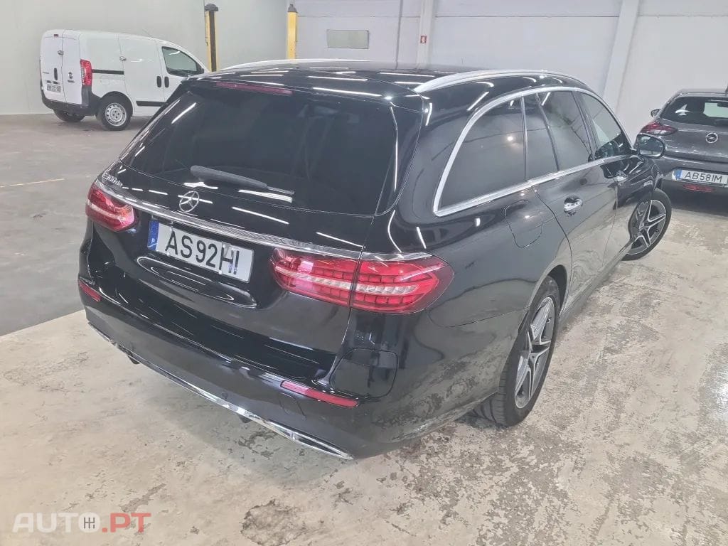 Mercedes-Benz E 300 de AMG Line