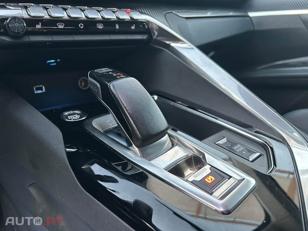 Peugeot 3008 1.6  Hybrid Allure e -EAT8