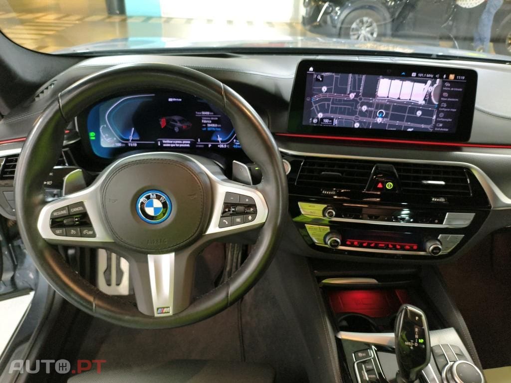 BMW 545 e xDrive