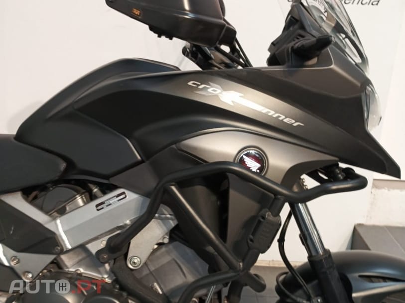 Honda VFR CROSSRUNNER