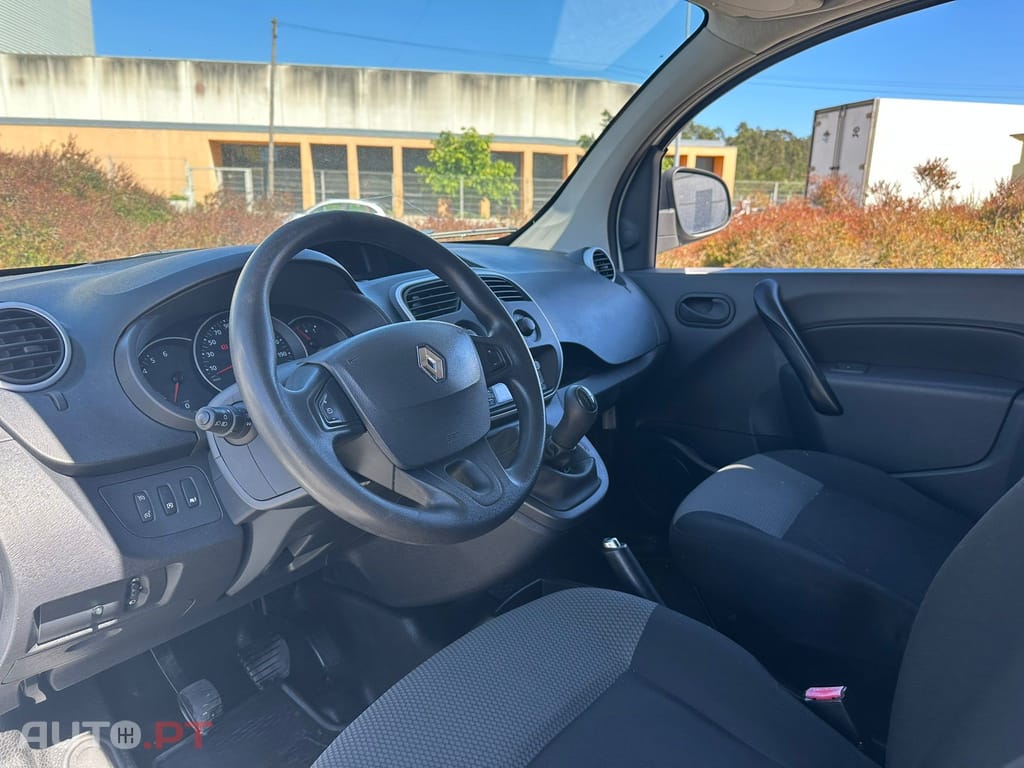 Renault Kangoo Outro