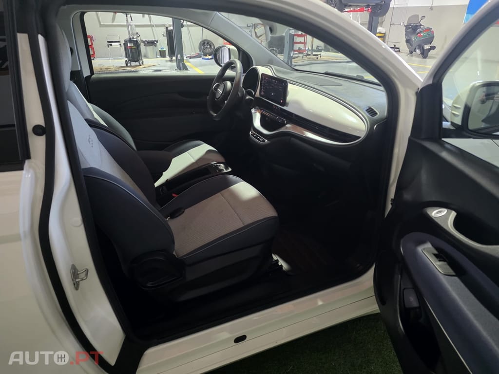 Fiat 500e 3+1